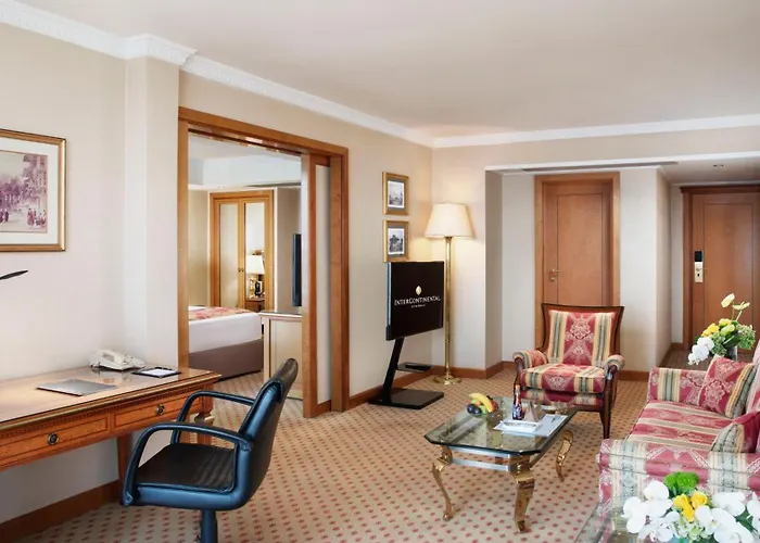 Intercontinental By Ihg מלון