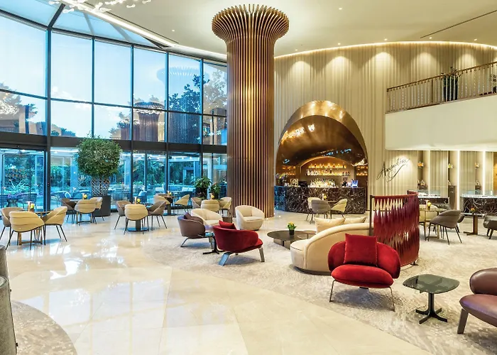 Intercontinental By Ihg מלון