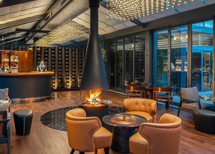 Intercontinental By Ihg