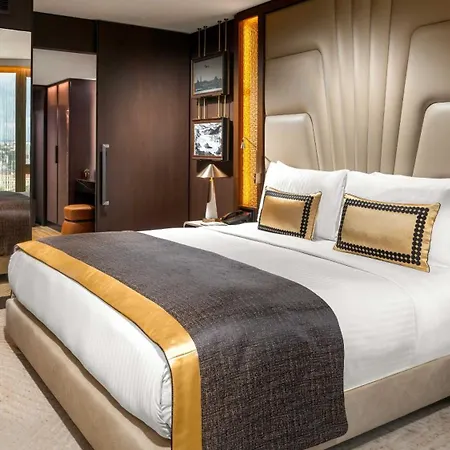 Intercontinental By Ihg 5*