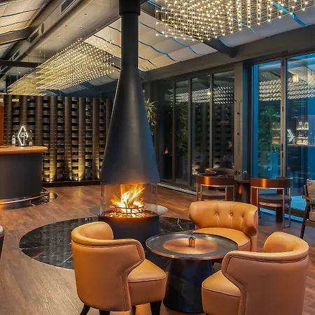 Intercontinental By Ihg