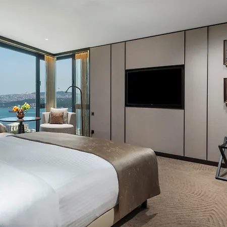 Intercontinental By Ihg Hotel 5*
